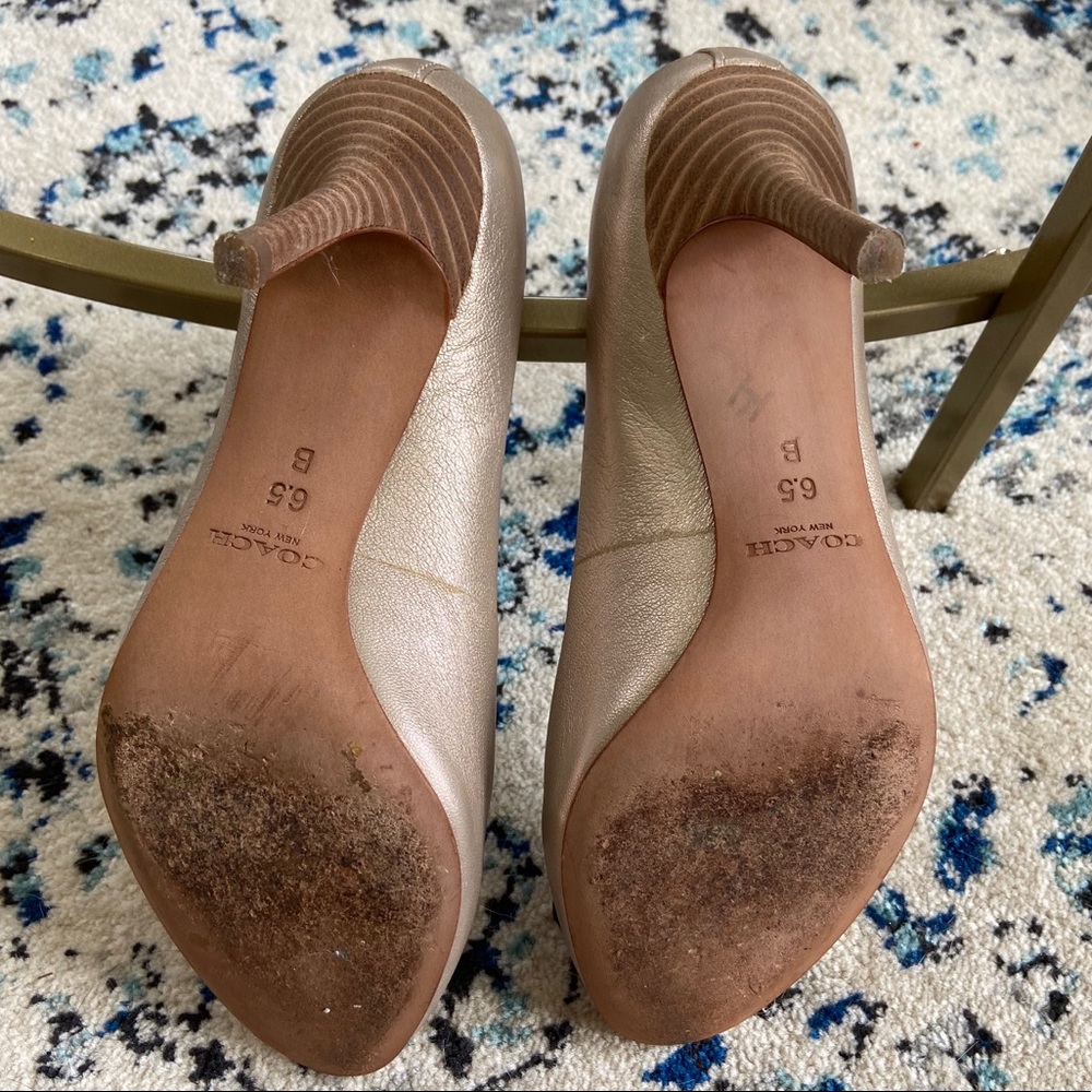Coach metallic heels size 6.5 - Picture 4 of 4